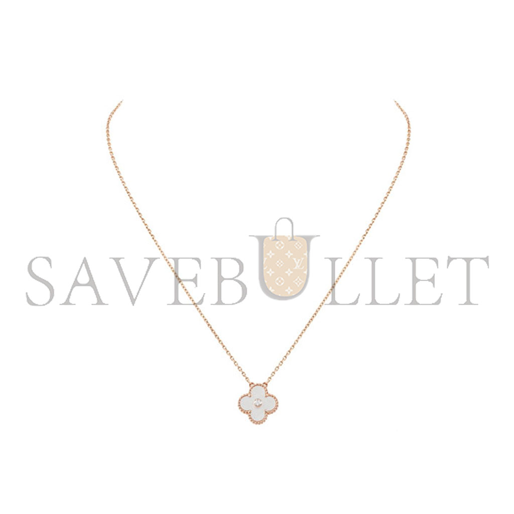 V*N CL*F arpels vintage alhambra pendant vcarp2r700